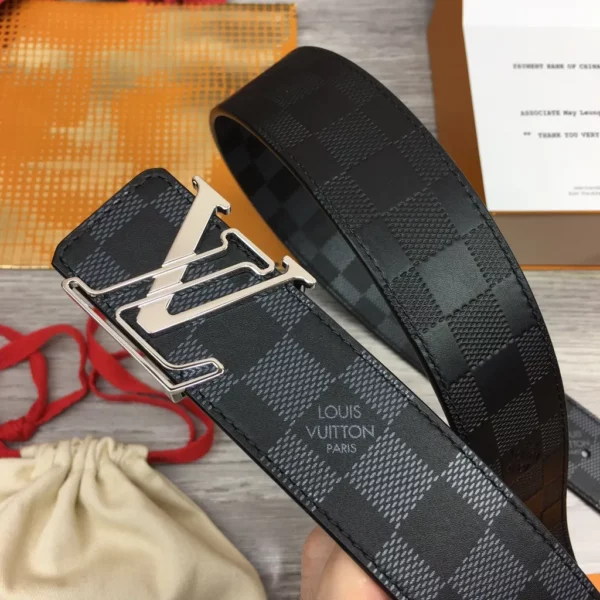 Louis Vuitton belt