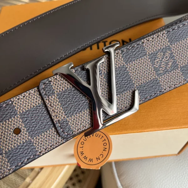 Louis Vuitton belt