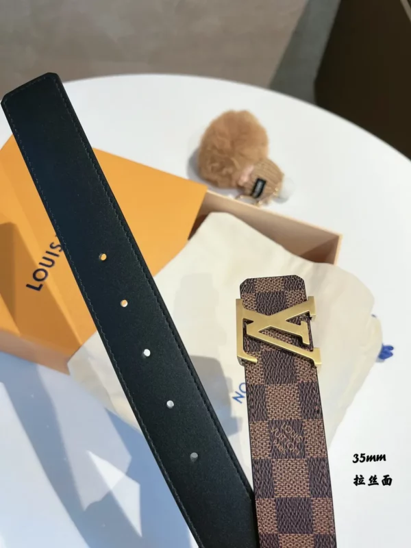 Louis Vuitton belt