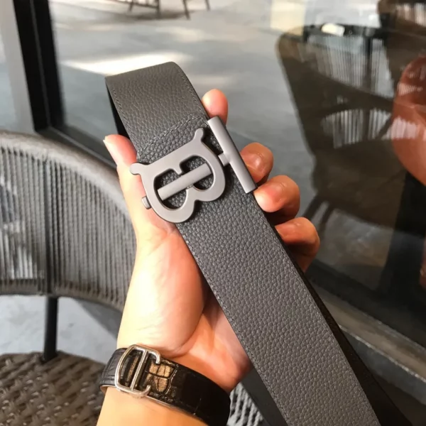 Burberry belt