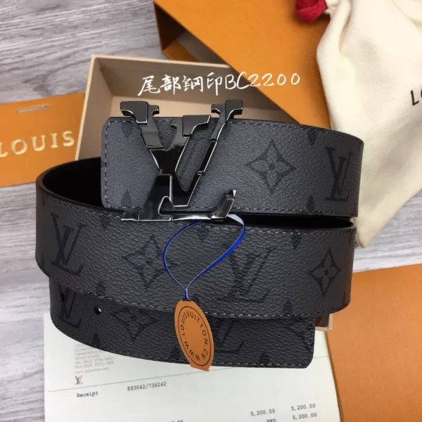 Louis Vuitton belt