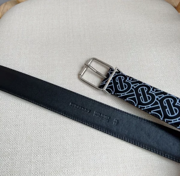 Burberry belt