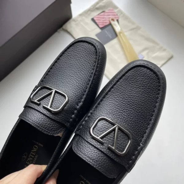 Valentino shoes - Replica shoes