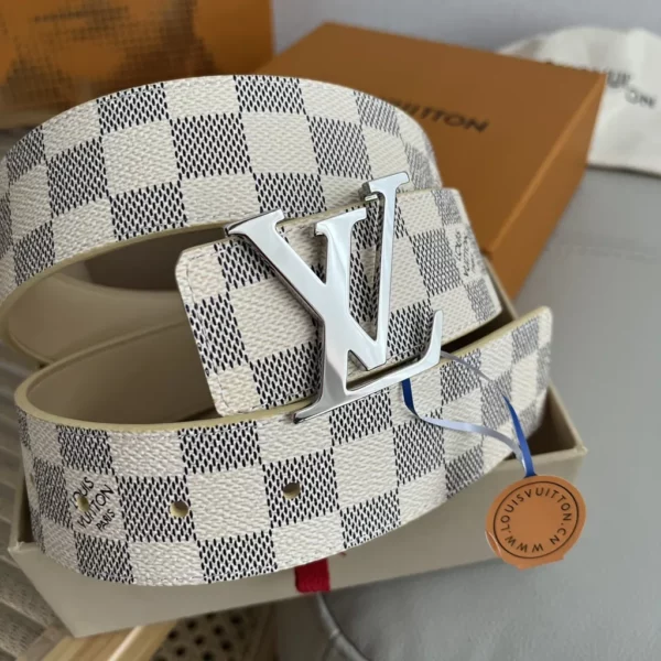 Louis Vuitton belt