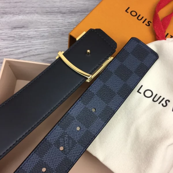 Louis Vuitton belt