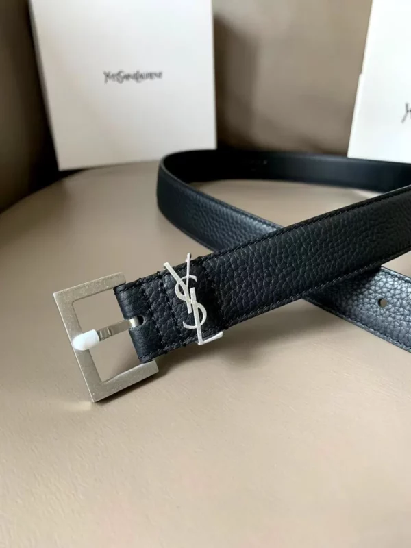 Saint Laurent belt