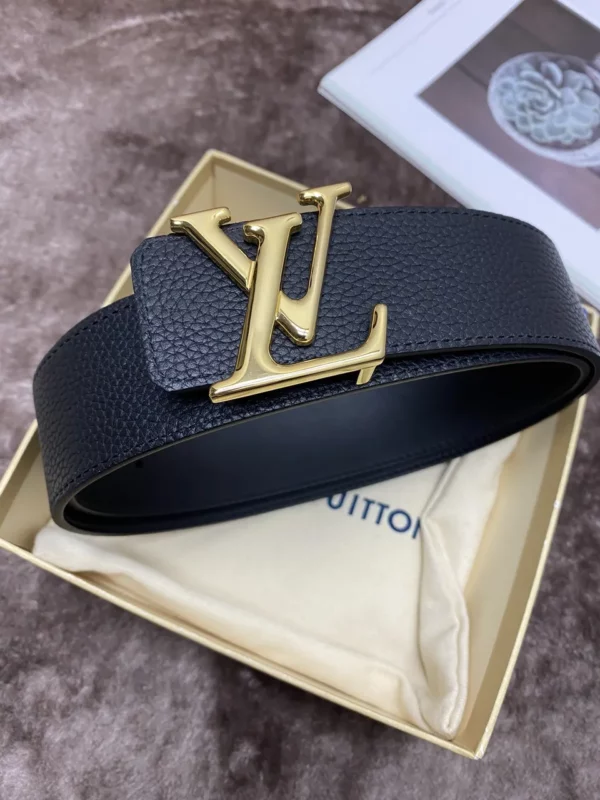 Louis Vuitton belt