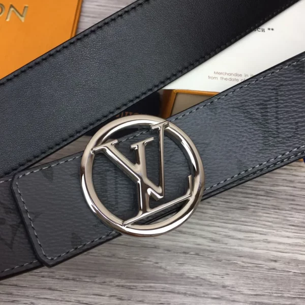 Louis Vuitton belt