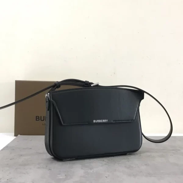 Burberry bag - replica bags