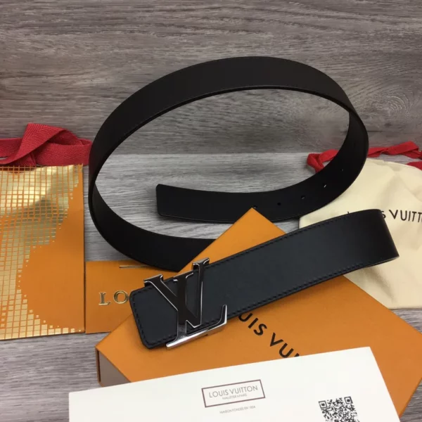 Louis Vuitton belt