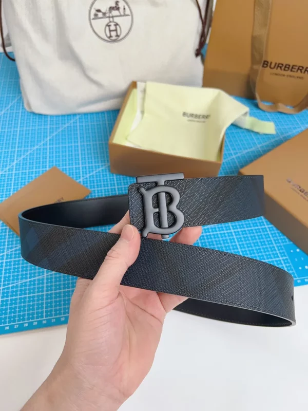 Burberry belt