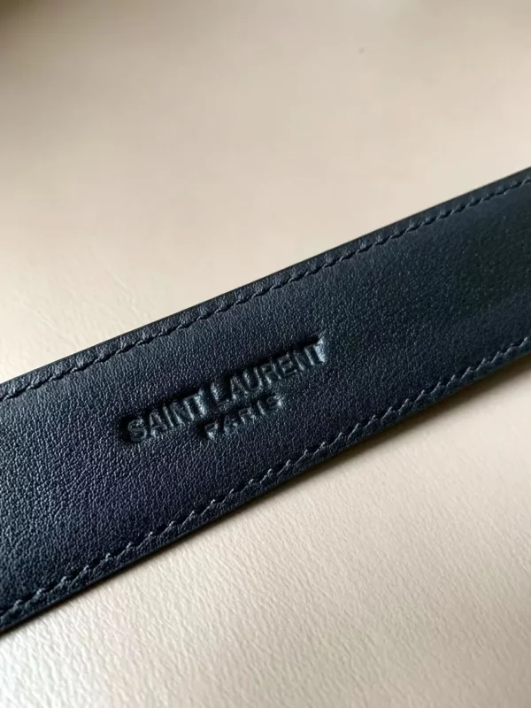 Saint Laurent belt