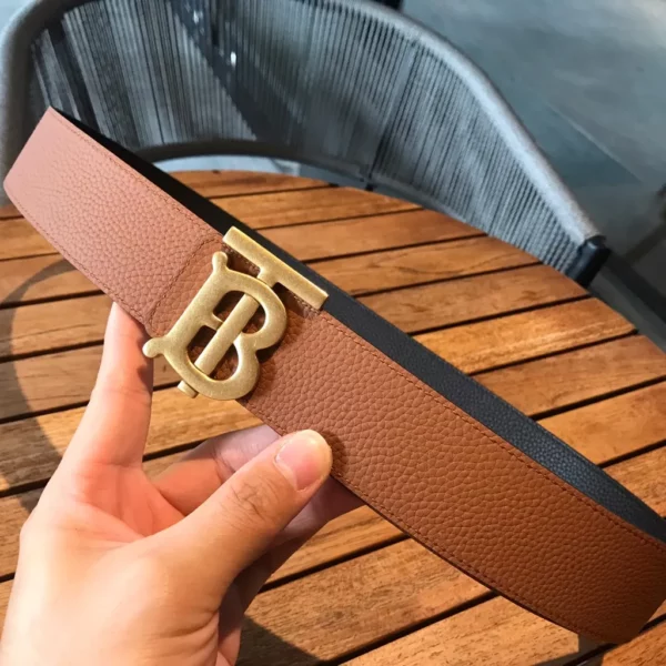 Burberry belt