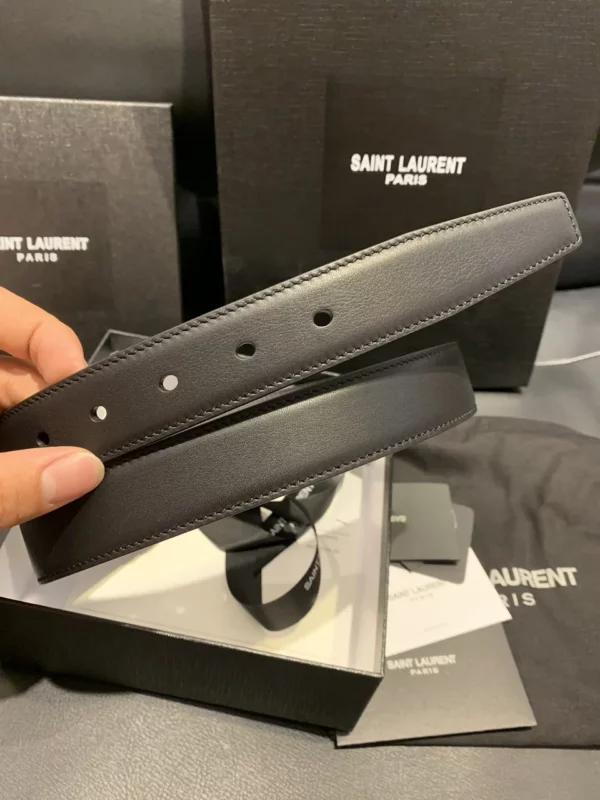 Saint Laurent belt