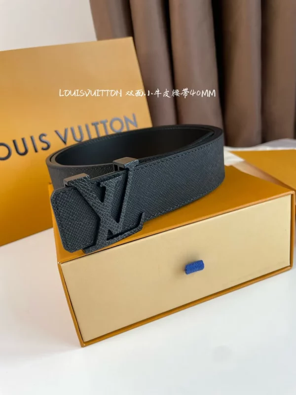 Louis Vuitton belt