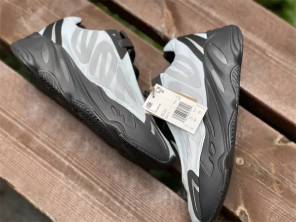 Adidas Yeezy Boost 700 MNVN Blue Tint-07-02 - Replica shoes