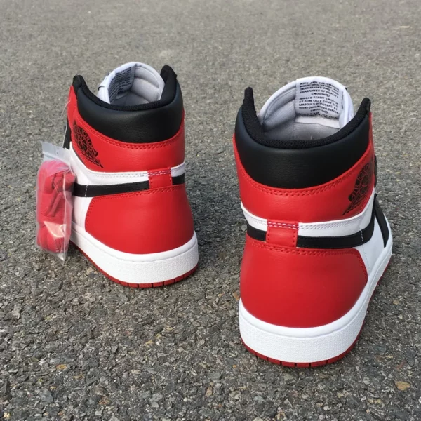 Air Jordan 1 High Black Toe AJ1 - 2018-09-18 - Replica shoes