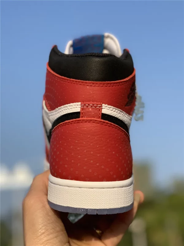 Air Jordan 1 Retro High OG Chicago Crystal - 2018-12-24 - Replica shoes