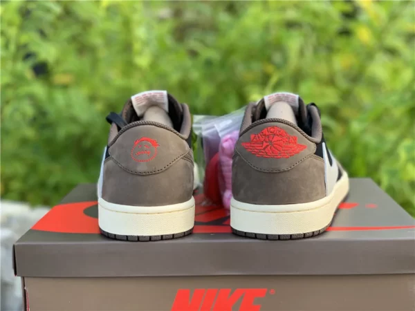 Travis Scott x Air Jordan 1 High OG - 2019-07-28 - Replica shoes