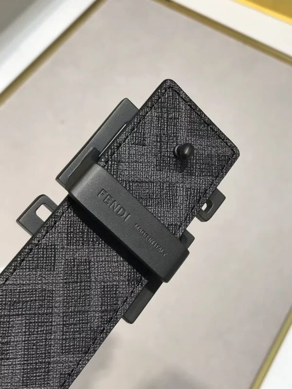 Fendi belt