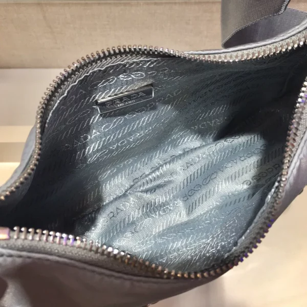 Prada bag - rep bags