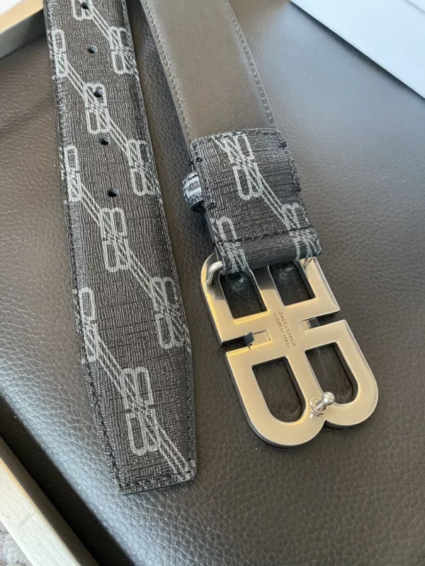 Balenciaga belt