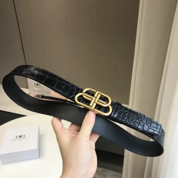 Balenciaga belt