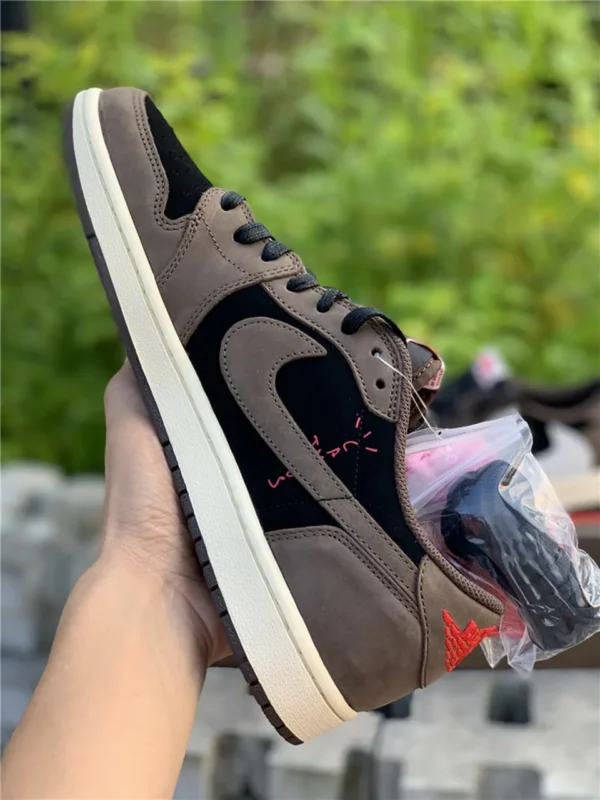 Travis Scott x Air Jordan 1 High OG - 2019-07-28 - Replica shoes