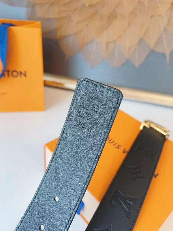 Louis Vuitton belt