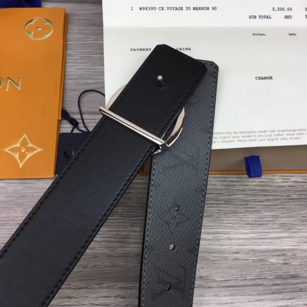 Louis Vuitton belt