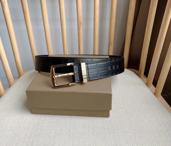 Burberry belt