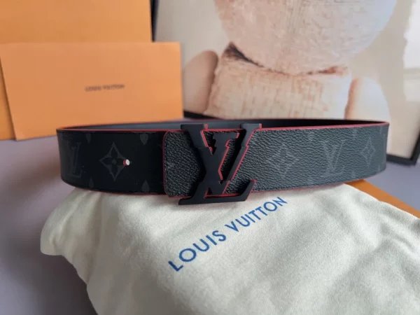 Louis Vuitton belt