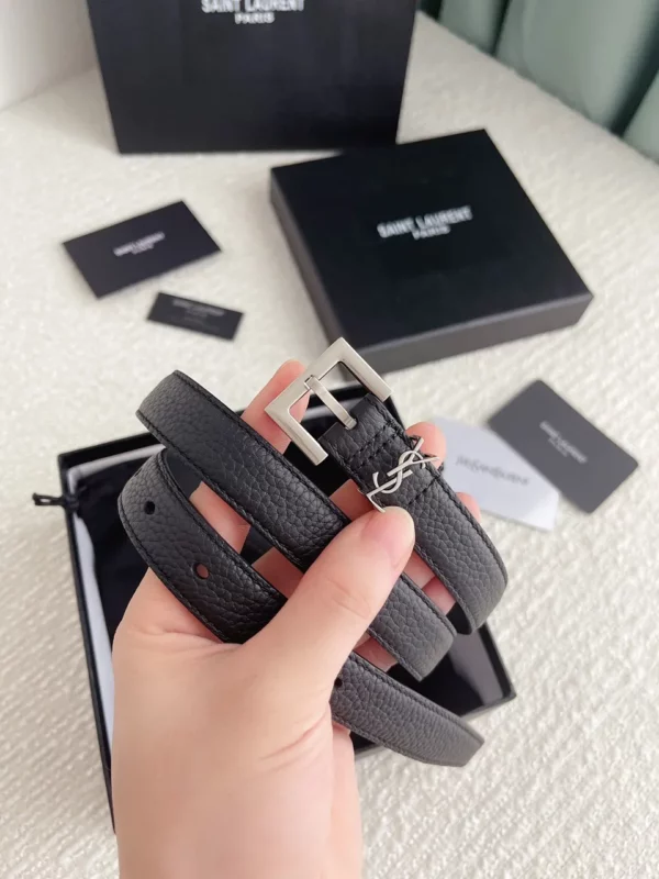 Saint Laurent belt