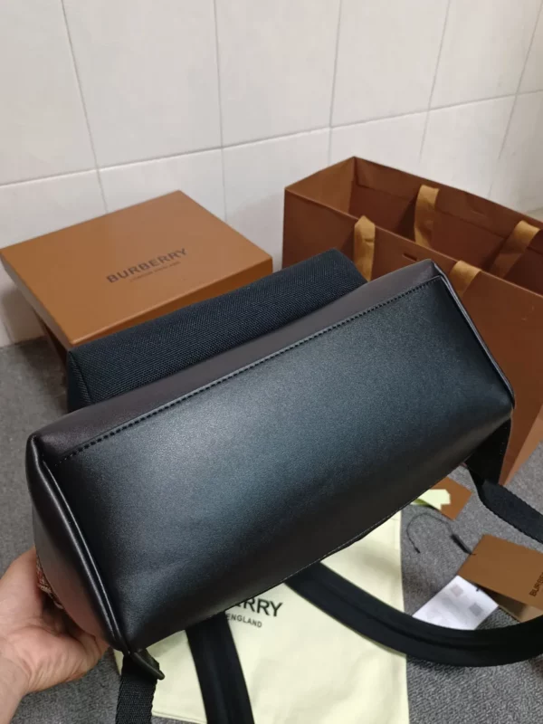 Burberry bag - replica bags