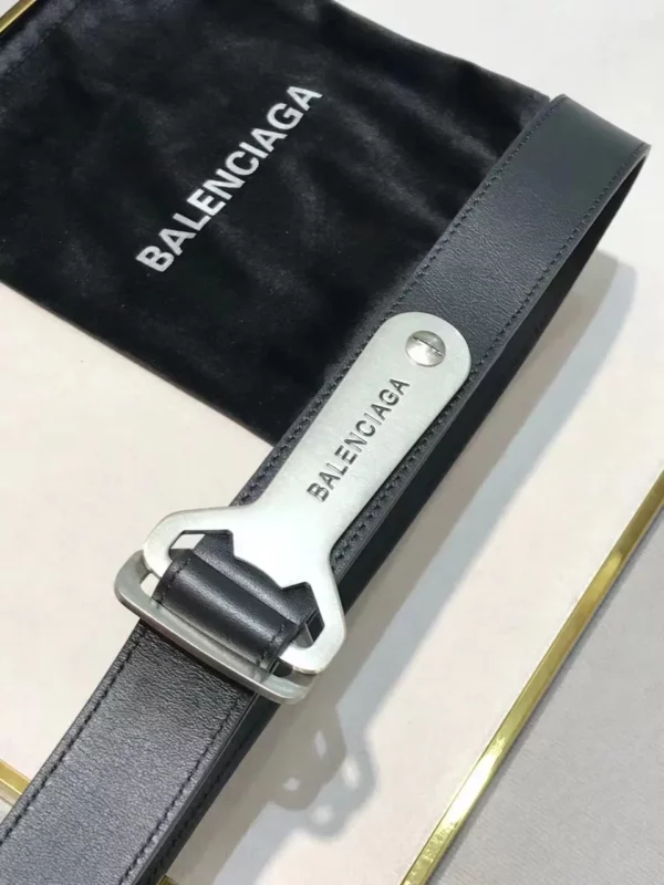 Balenciaga belt