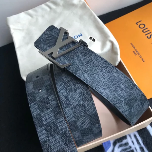 Louis Vuitton belt