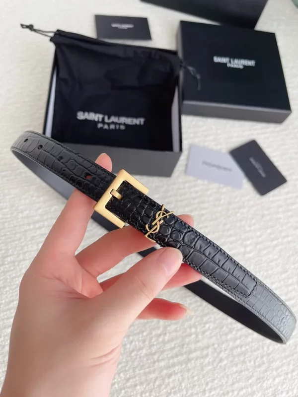 Saint Laurent belt