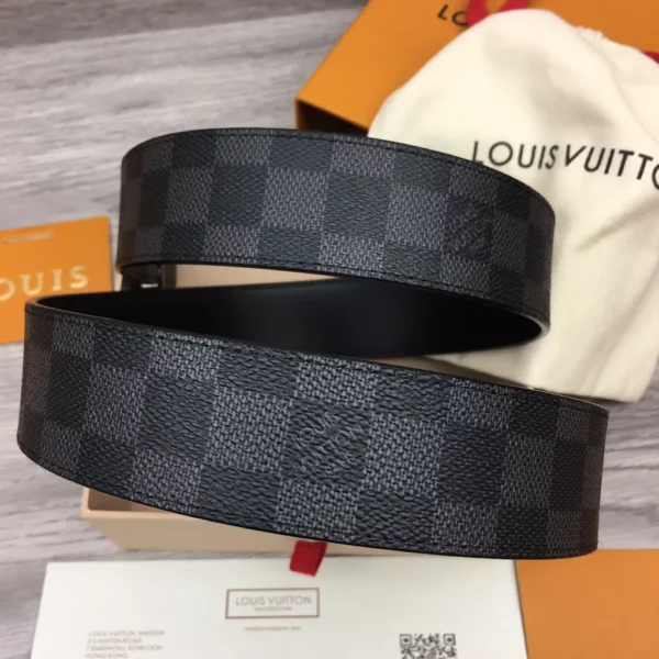 Louis Vuitton belt