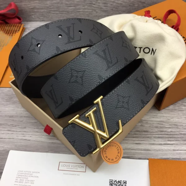 Louis Vuitton belt