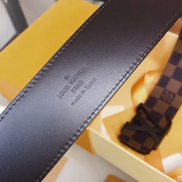 Louis Vuitton belt