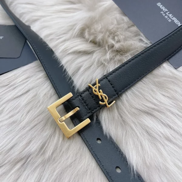 Saint Laurent belt