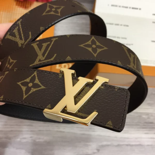 Louis Vuitton belt