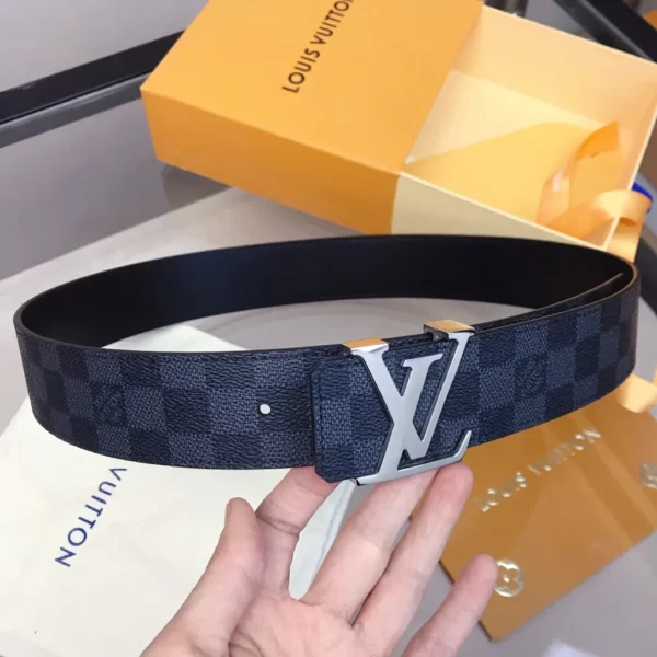 Louis Vuitton belt