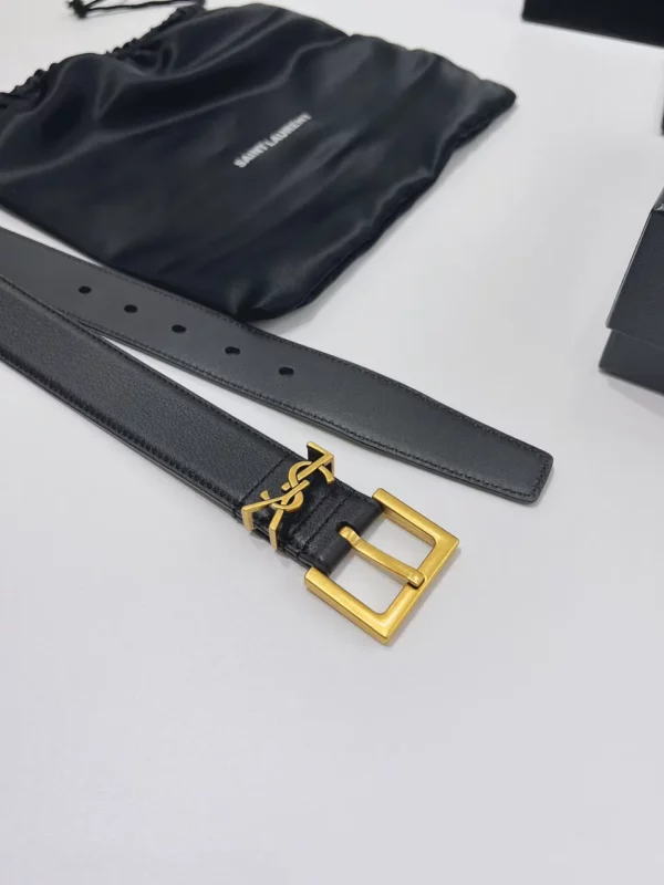 Saint Laurent belt