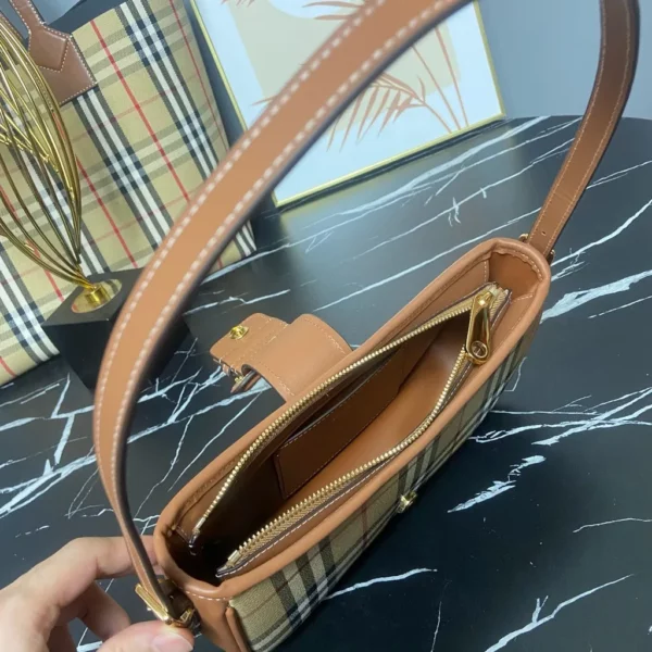 Burberry bag - replica bags