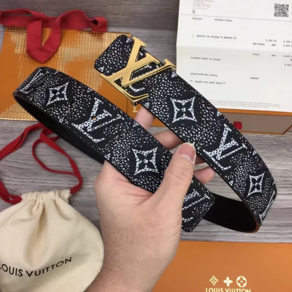 Louis Vuitton belt