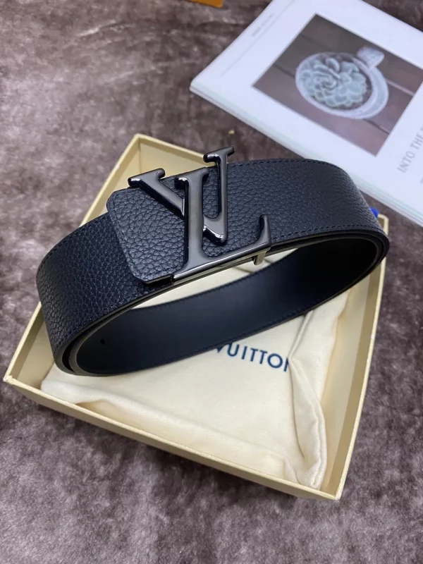 Louis Vuitton belt