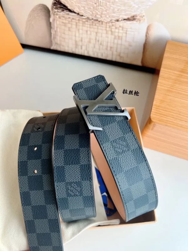 Louis Vuitton belt