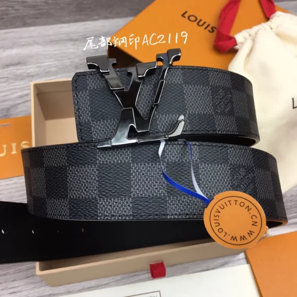 Louis Vuitton belt