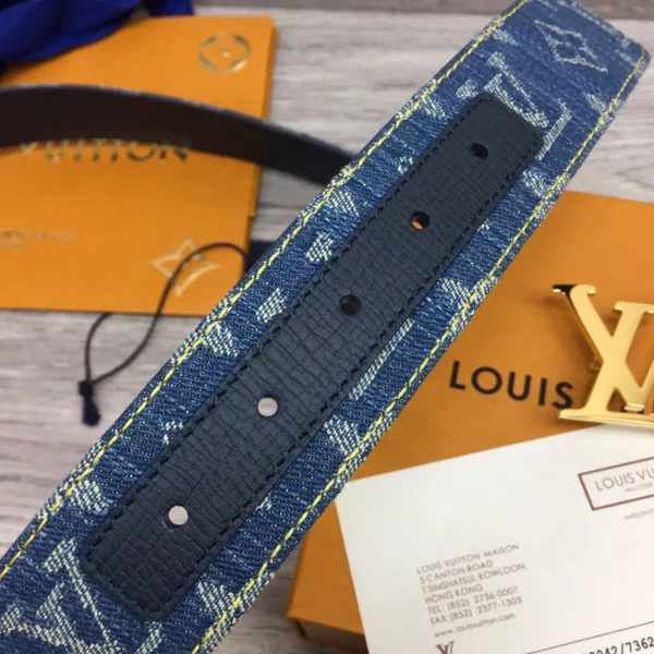 Louis Vuitton belt